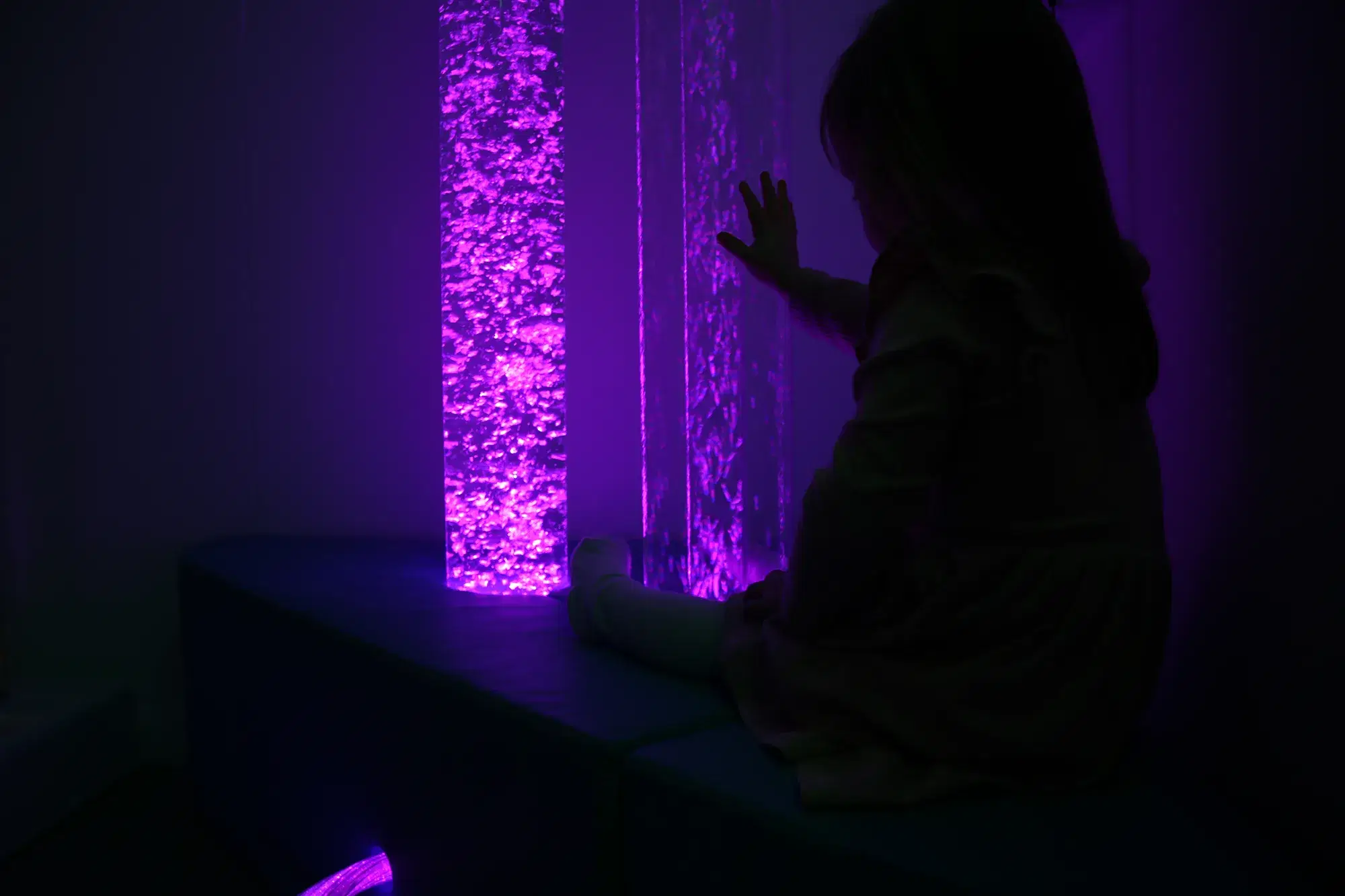 Bubble Tubes: How They Work and Who They Benefit