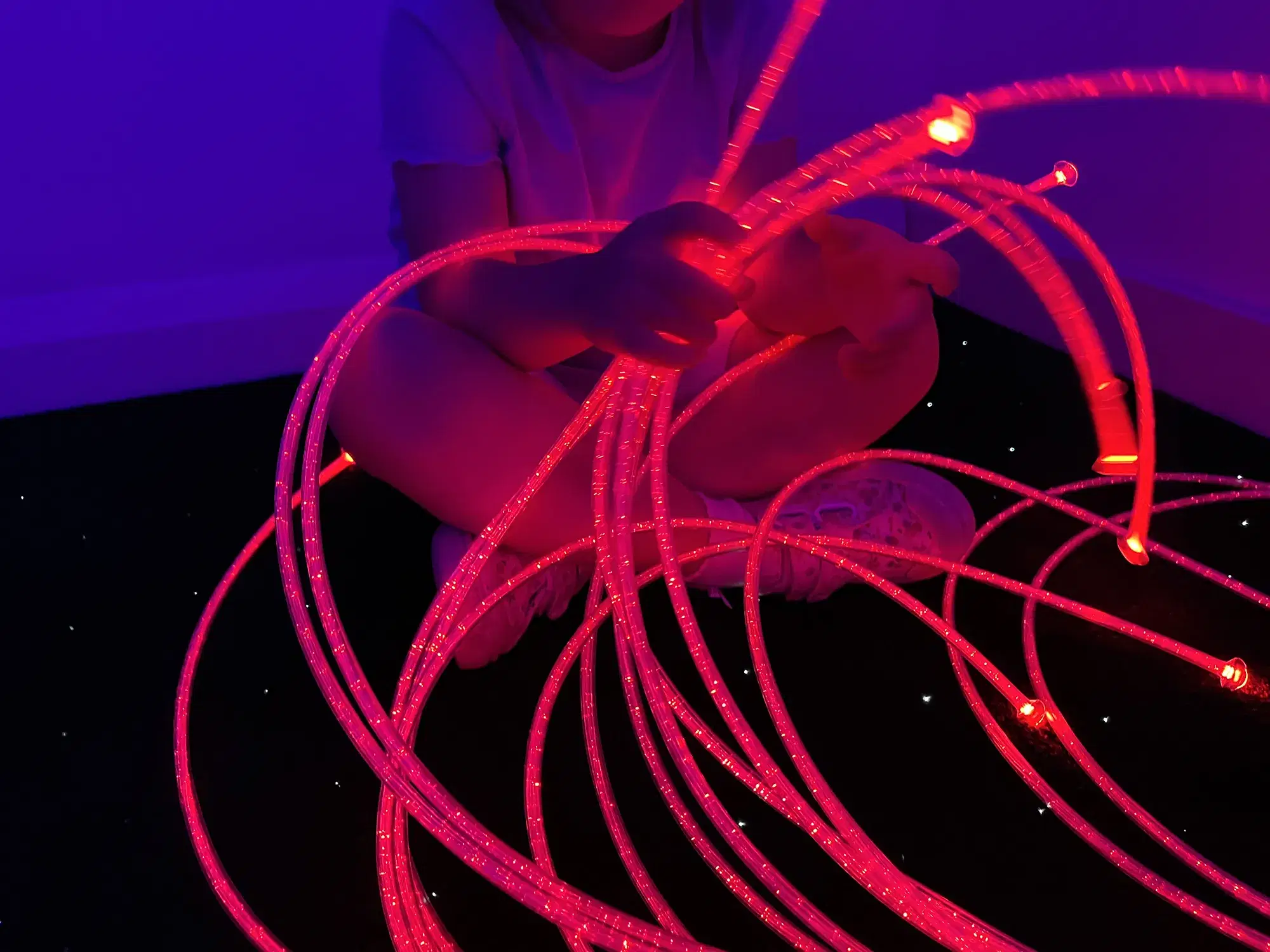 Lighting Up the Senses: The Magic of Sensory Light Sources and Fibre Optic Strands